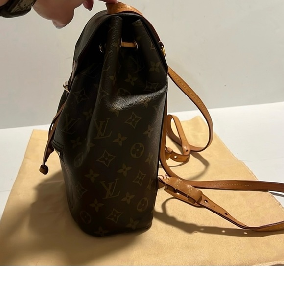 Louis Vuitton backpack - Picture 11 of 13